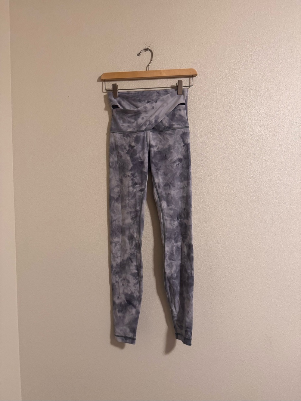Lululemon align pant 28” criss cross waist